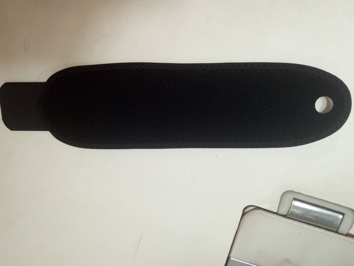 Fitza Breathable wrap wrist brace